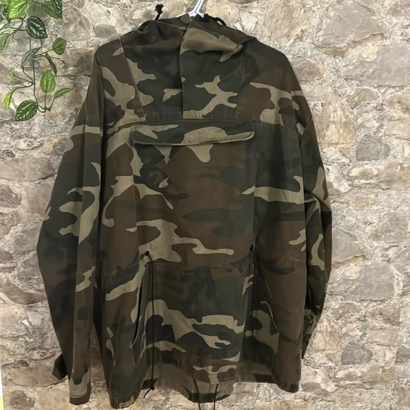 PARKLANDS Canada Camo Men Jacket - Picture 1 of 3